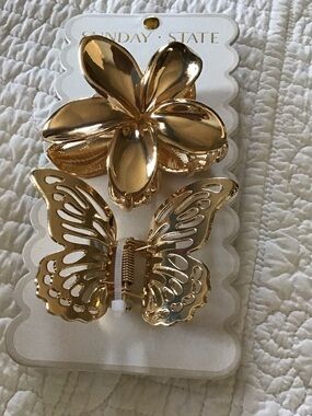 New Sunday State Gold Floral & Butterfly Hair Claw Clips - 2 Pack